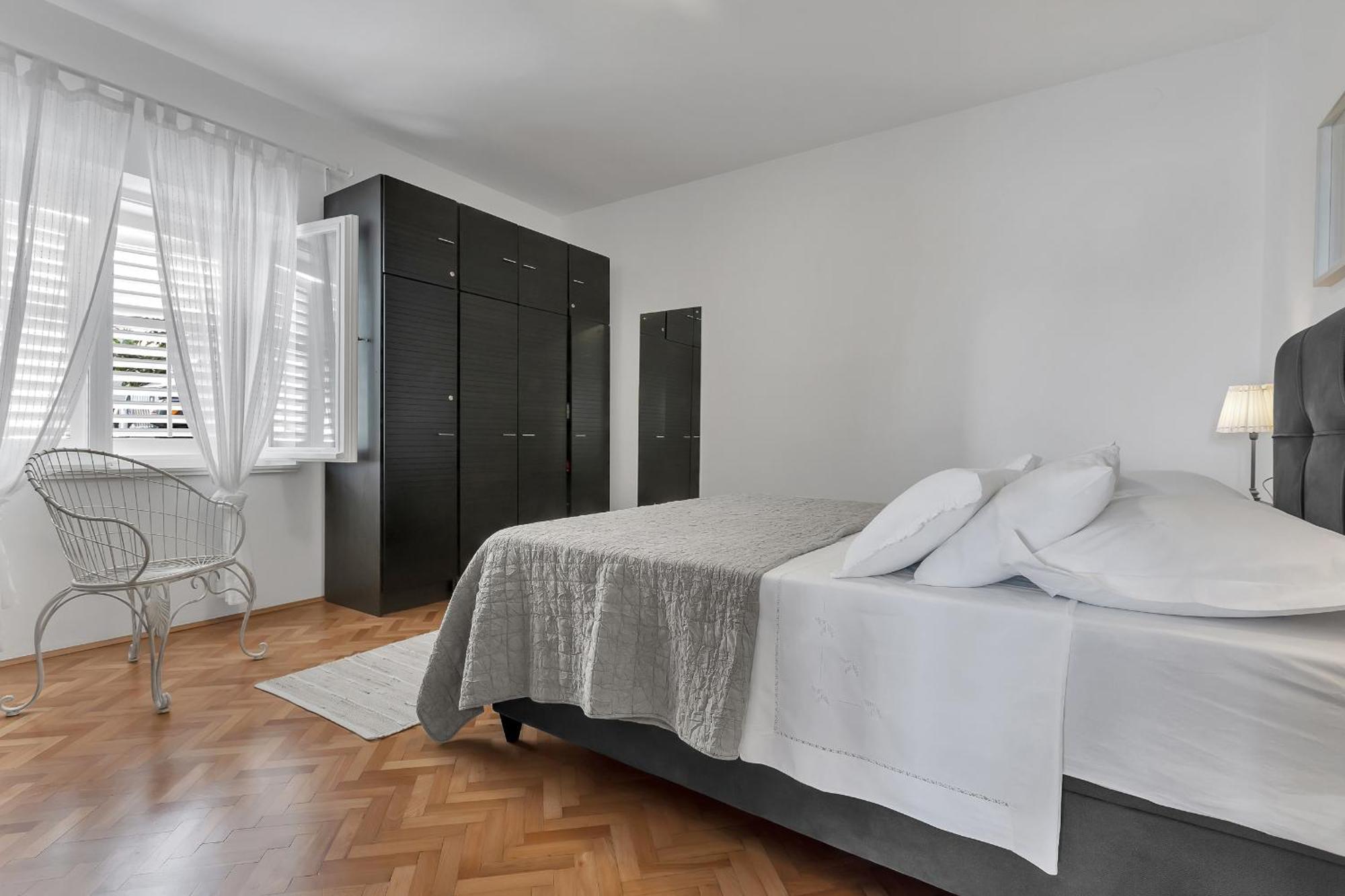 Pegasus Apartments & Rooms Макарска Экстерьер фото